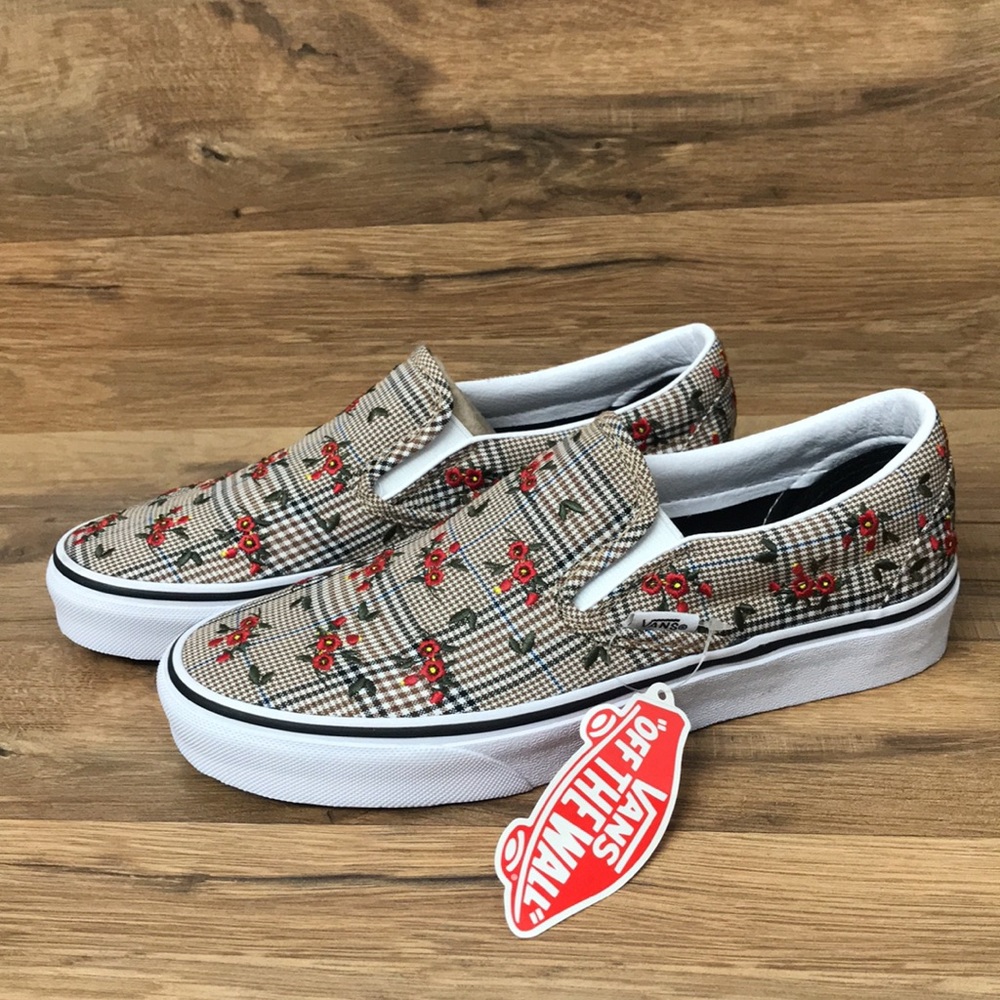 VANS CLASSIC SLIP ON BRAND NEW - Picture 12 of 16